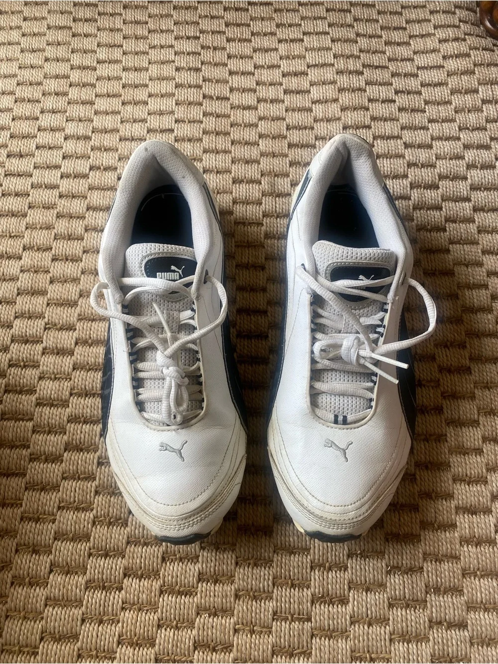 Puma Men’s White and Black Athletic Trainers